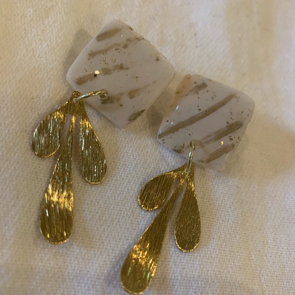 New earrings. Made out of polymer clay. Fun and amazing styles. Studs - Picture 9 of 15